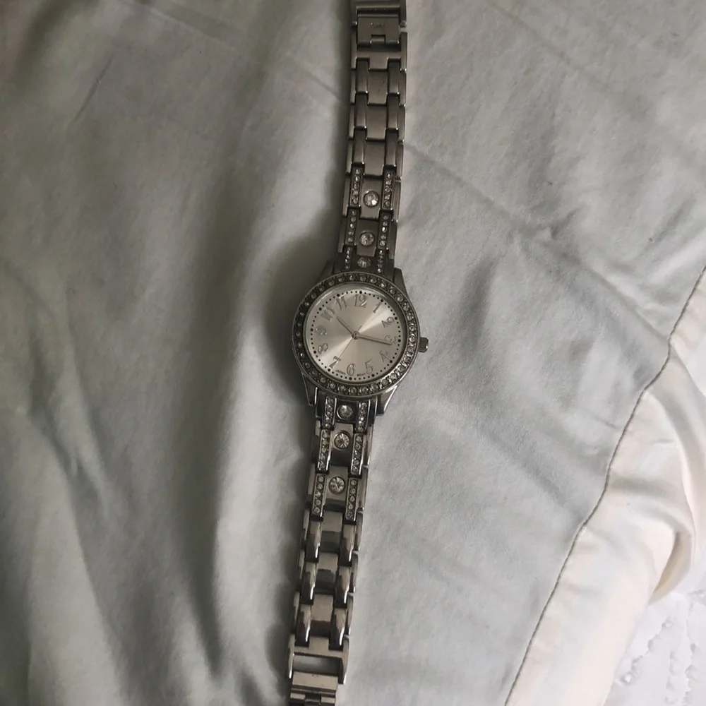 Silver watch - Picture 2 of 5